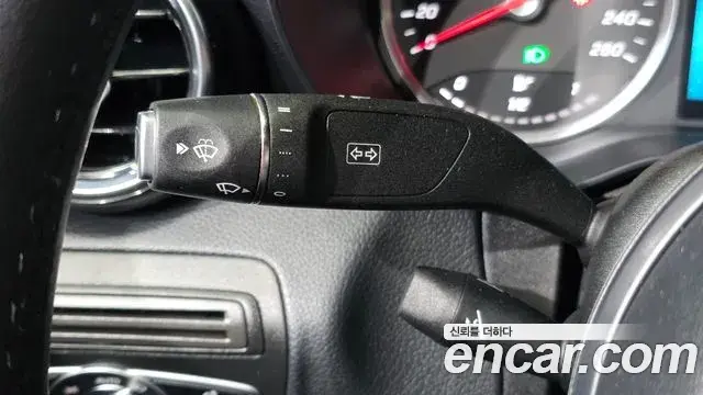 Mercedes-Benz C-Class 2019 — Şəkil 2/20