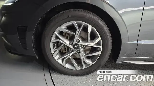 Hyundai Sonata Hybrid 2022 — ფოტო 30/30