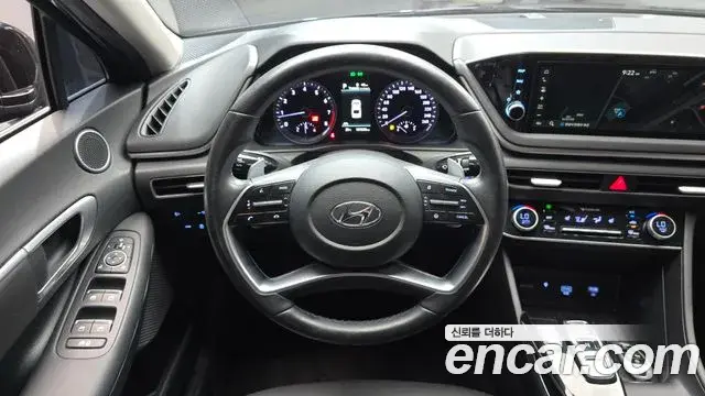 Hyundai Sonata Hybrid 2022 — ფოტო 7/30