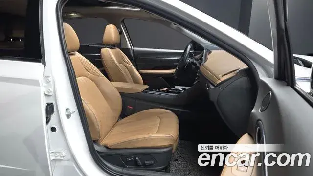 Hyundai Sonata Hybrid 2020 — ფოტო 35/37