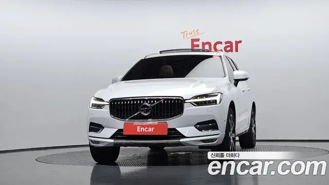 Volvo XC60 2019 — ფოტო 3/20