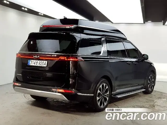 Kia Carnival 2022 — Photo 6/20
