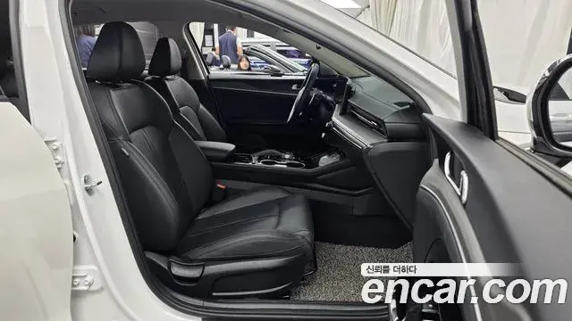 Kia K5 2024 — Şəkil 16/32