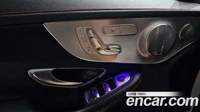 Mercedes-Benz C-Class 2018 — Şəkil 12/31