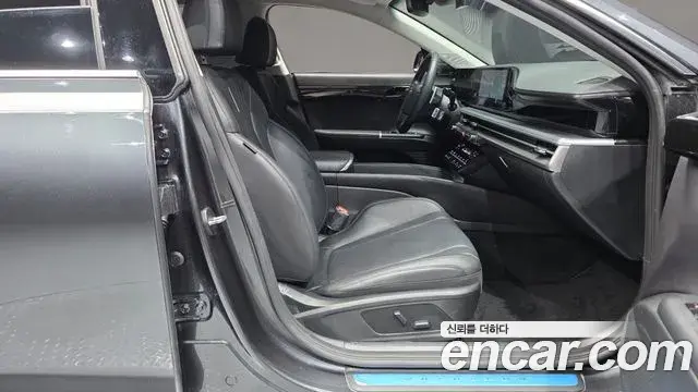 Hyundai Grandeur Hybrid 2024 — Photo 12/20