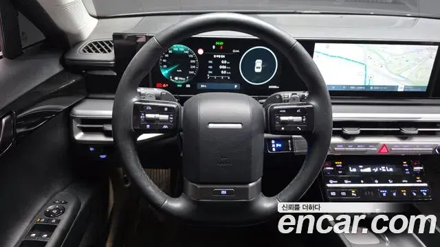 Hyundai Grandeur Hybrid 2024 — Photo 16/20