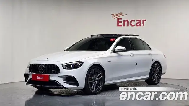 Mercedes-Benz E-Class 2021 — Фото 1/20