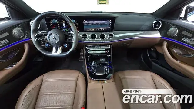 Mercedes-Benz E-Class 2021 — Фото 7/20