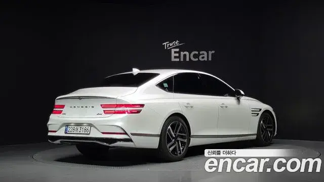 Genesis G80 2024 — Şəkil 11/31