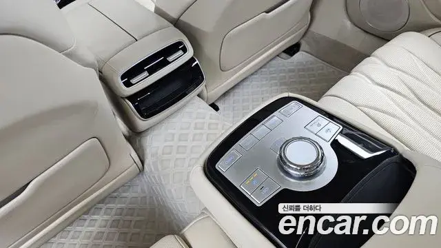 Genesis G80 2024 — Şəkil 21/31