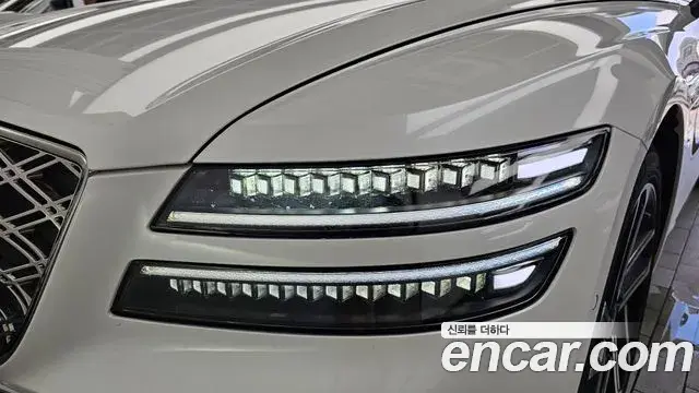 Genesis G80 2024 — Şəkil 27/31