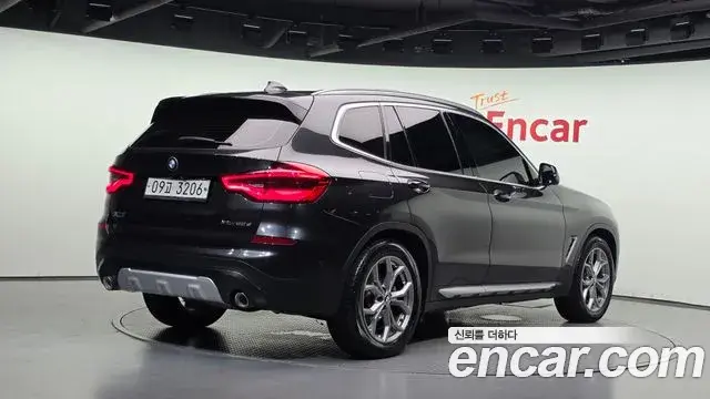 BMW X3 2019 — Photo 9/20