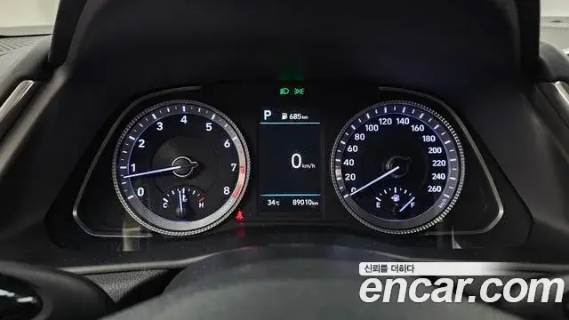 Hyundai Sonata 2022 — Фото 8/20