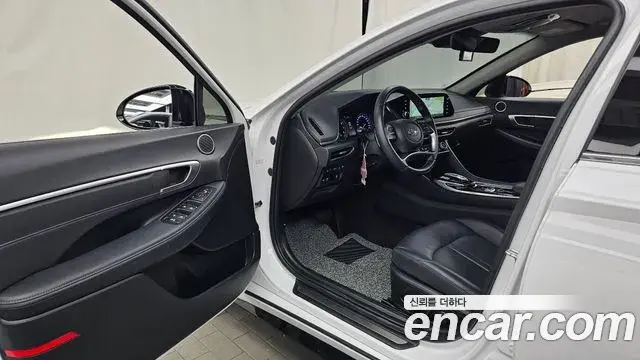 Hyundai Sonata 2022 — Фото 10/20