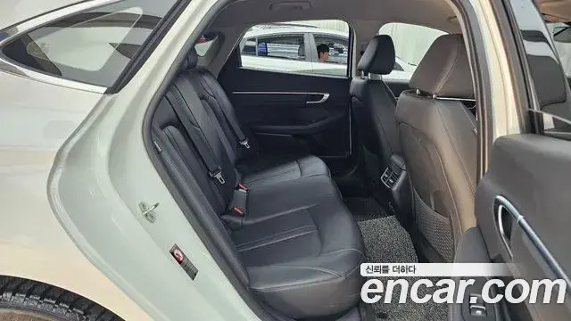 Hyundai Sonata 2022 — Фото 12/20