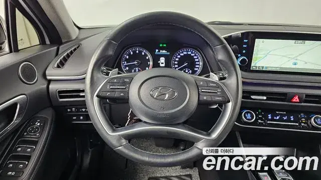 Hyundai Sonata 2022 — Фото 13/20