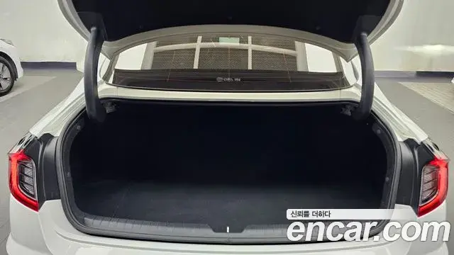 Hyundai Sonata 2022 — Фото 20/20