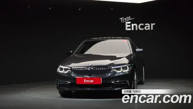 BMW 5 Series 2019 — Фото 3/20