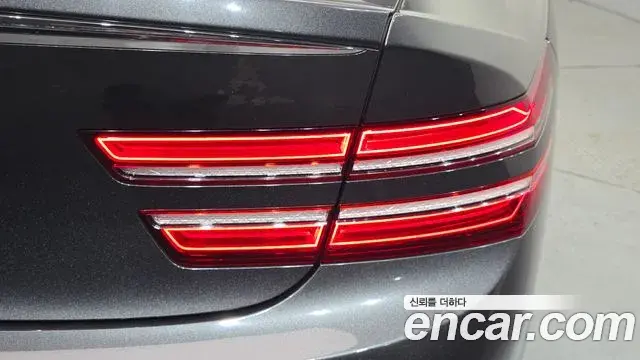 Genesis G80 2020 — Şəkil 20/35