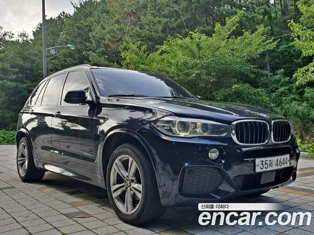BMW X5 2018 — Photo 13/13