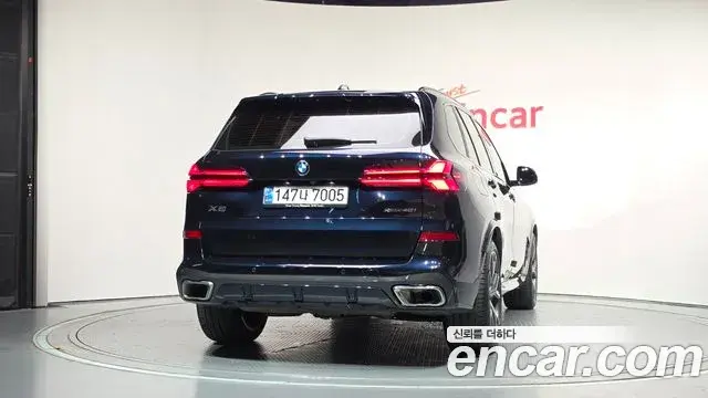 BMW X5 2023 — ფოტო 31/32