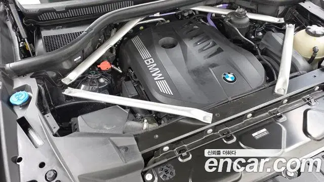 BMW X5 2023 — ფოტო 12/32