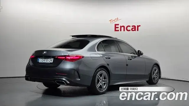 Mercedes-Benz C-Class 2025 — ფოტო 7/32