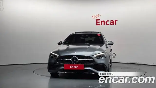 Mercedes-Benz C-Class 2025 — ფოტო 1/32