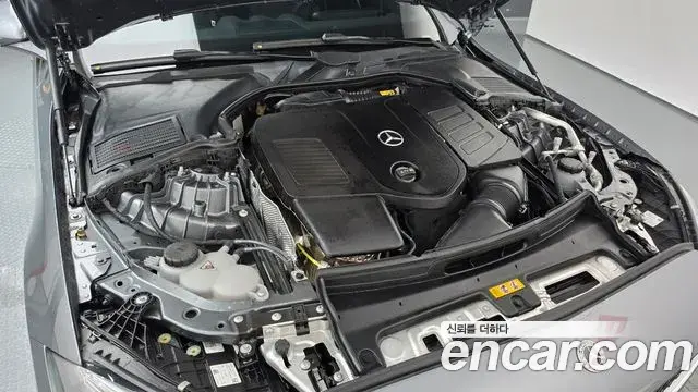 Mercedes-Benz C-Class 2025 — ფოტო 2/32