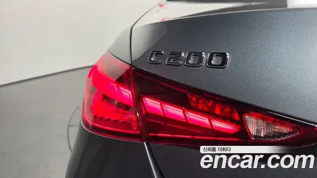 Mercedes-Benz C-Class 2025 — ფოტო 4/32