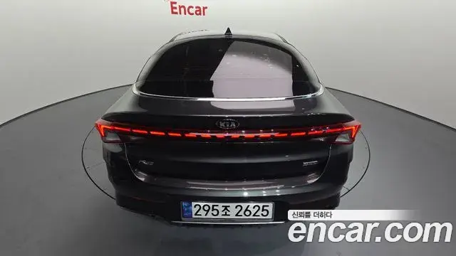 Kia K5 2020 — Photo 16/33