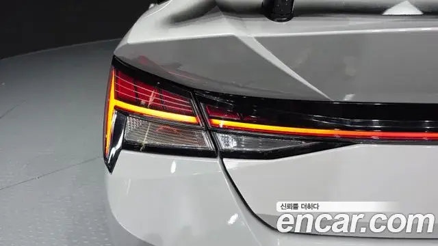 Hyundai The New Avante Hybrid 2022 — Şəkil 2/32