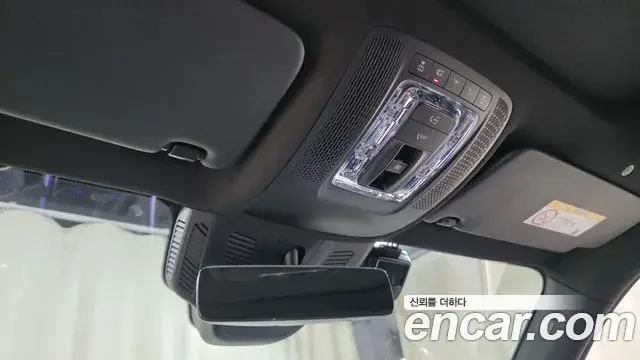 Mercedes-Benz GLB-Class 2022 — Photo 20/33