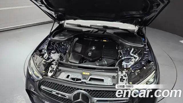 Mercedes-Benz GLC-Class 2024 — Photo 5/33