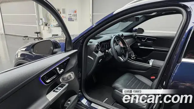 Mercedes-Benz GLC-Class 2024 — Photo 6/33