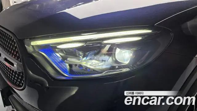 Mercedes-Benz GLC-Class 2024 — Photo 18/33