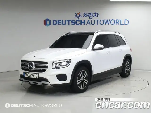Mercedes-Benz GLB-Class 2021 — Фото 10/20