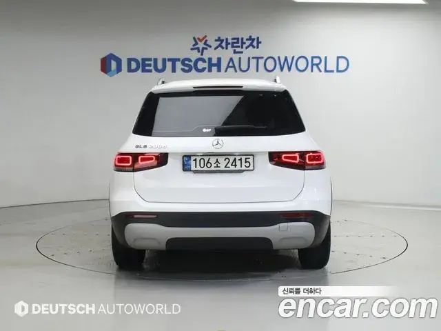 Mercedes-Benz GLB-Class 2021 — Фото 3/20