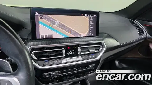 BMW X3 2022 — ფოტო 10/32