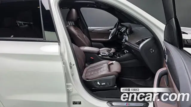 BMW X3 2022 — ფოტო 30/32