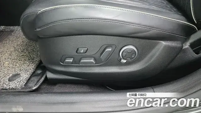 Genesis G80 2021 — Photo 18/41