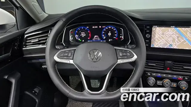 Volkswagen Jetta 2023 — Photo 29/30