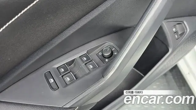 Volkswagen Jetta 2023 — Photo 27/30