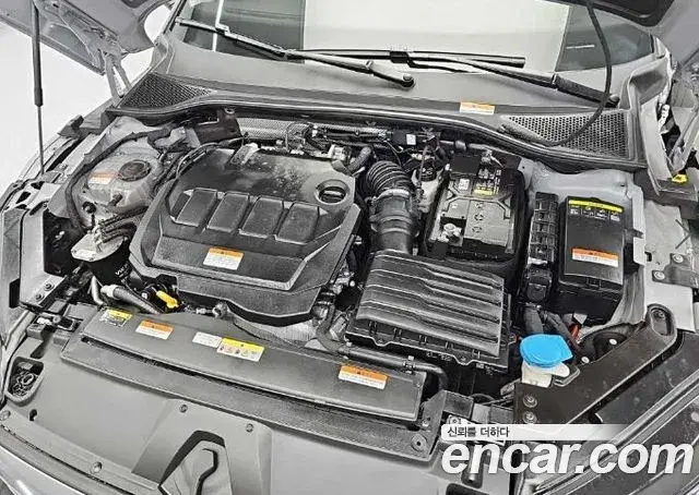 Volkswagen Arteon 2023 — Photo 7/19