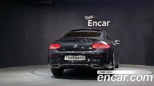 Mercedes-Benz C-Class 2023 — Фото 4/20