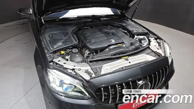 Mercedes-Benz C-Class 2023 — Фото 6/20