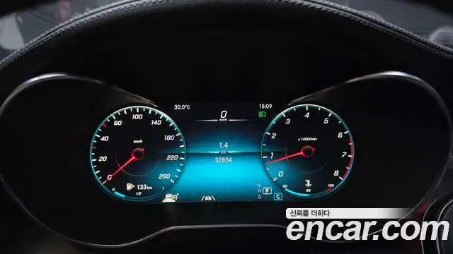 Mercedes-Benz C-Class 2023 — Фото 8/20