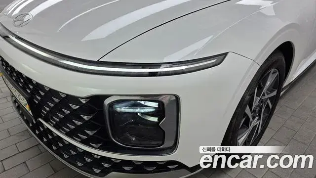 Hyundai Grandeur Hybrid 2024 — Şəkil 26/33