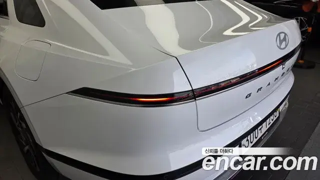 Hyundai Grandeur Hybrid 2024 — Şəkil 1/33