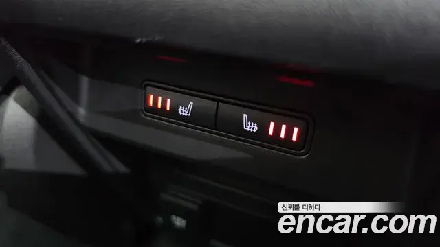 Land Rover Discovery Sport 2019 — Photo 20/33